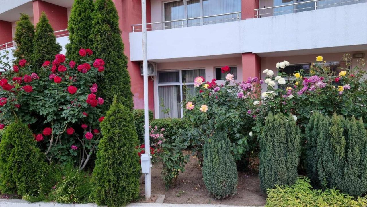 Бутикови Студиа Брита Kranevo Esterno foto