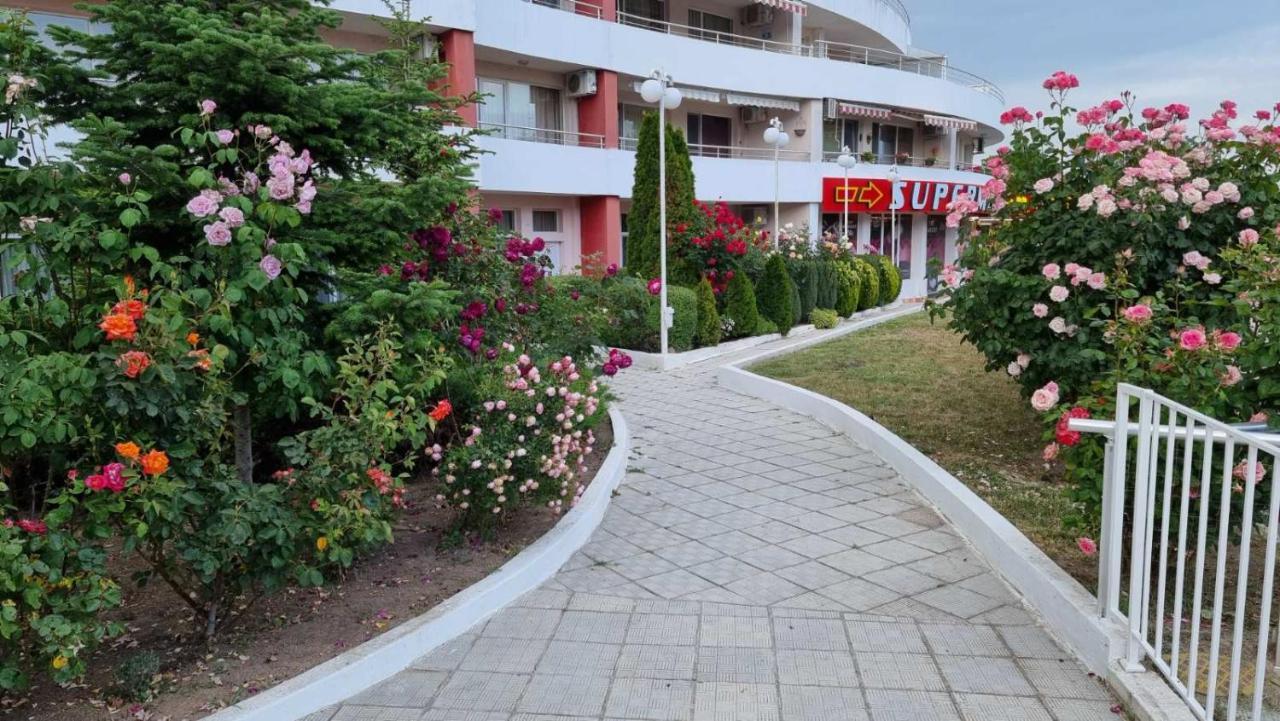 Бутикови Студиа Брита Kranevo Esterno foto